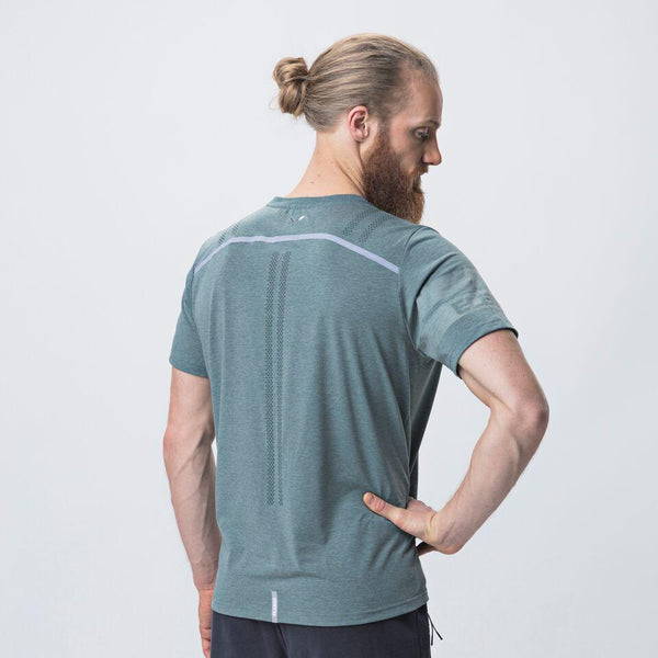 Grip Tee