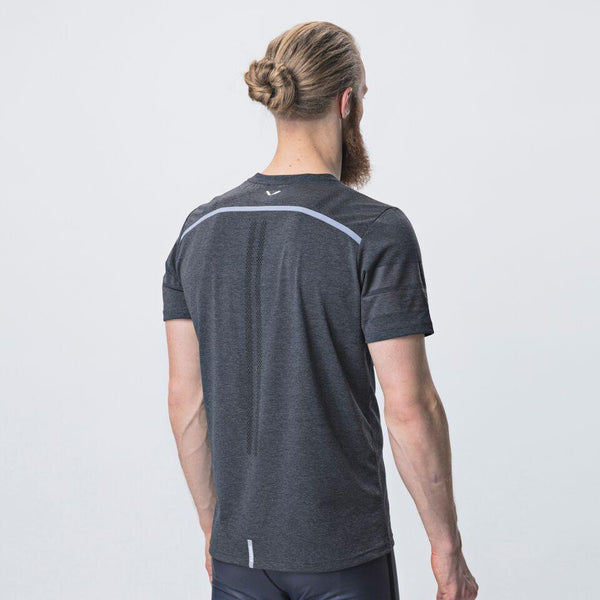 Grip Tee
