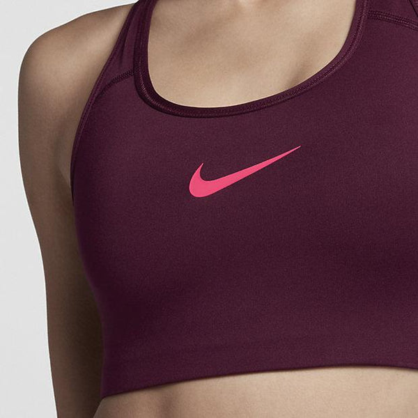 Classic Swoosh Bra