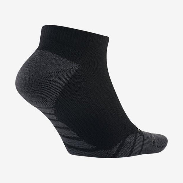 Dry Lightweight No-Show Training Socks